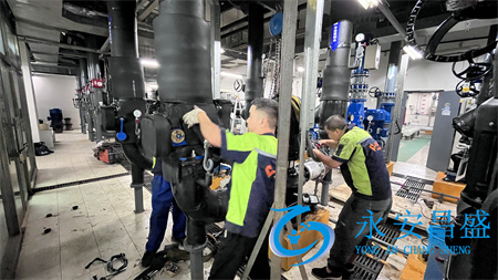 企業(yè)冷暖設(shè)備維修指南 風(fēng)冷熱泵壓縮機異常噪音/制熱差 專業(yè)團隊上門維修